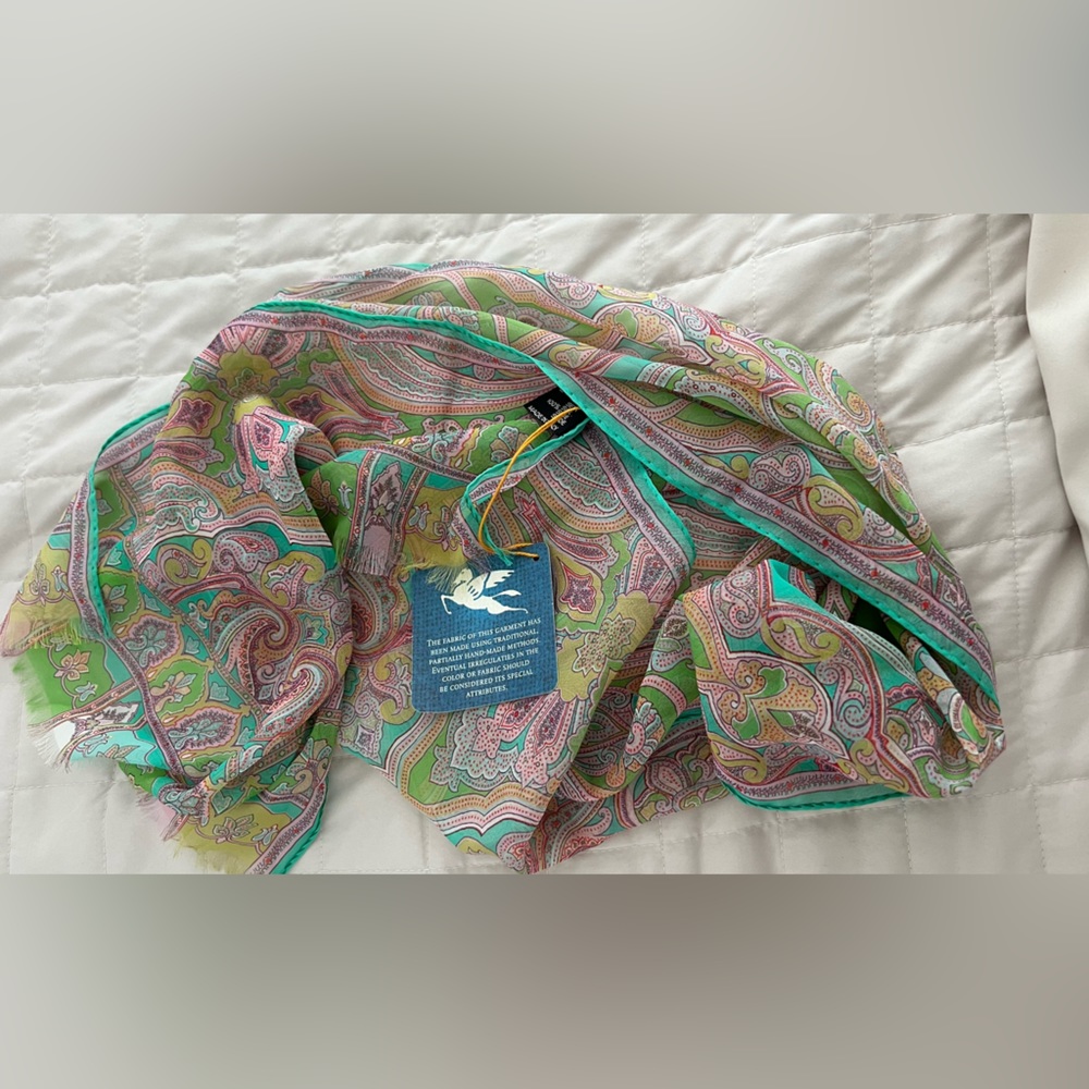 Etro Paisley Silk scarf, made in Italy, Nwt, multi-color